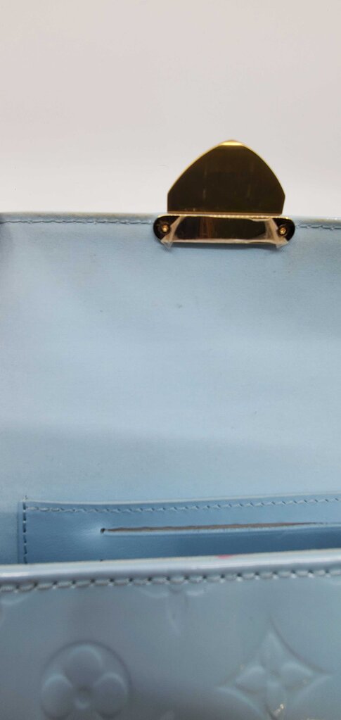 Louis Vuitton Vernis Malibu Pochette