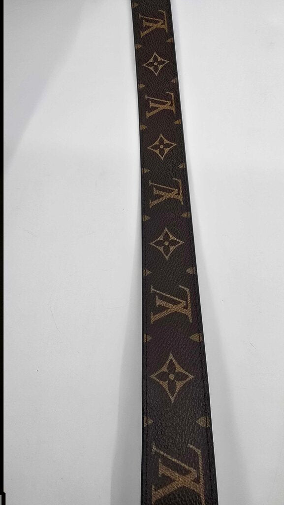 Louis Vuitton 2018 LV Circle Reversible 38mm Belt