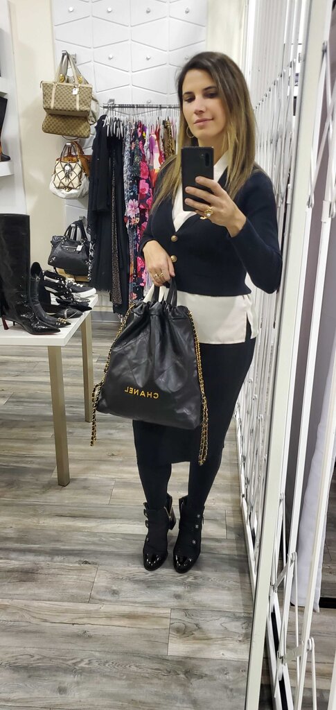 Chanel 22 Chain Backpack Quilted Calkskin