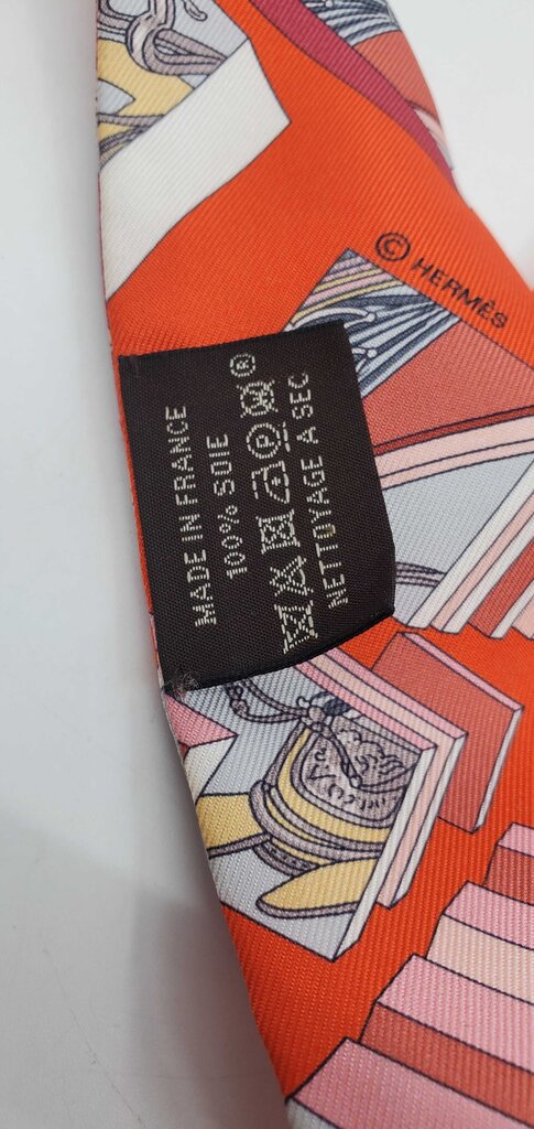 Hermès Springs Twilly scarf