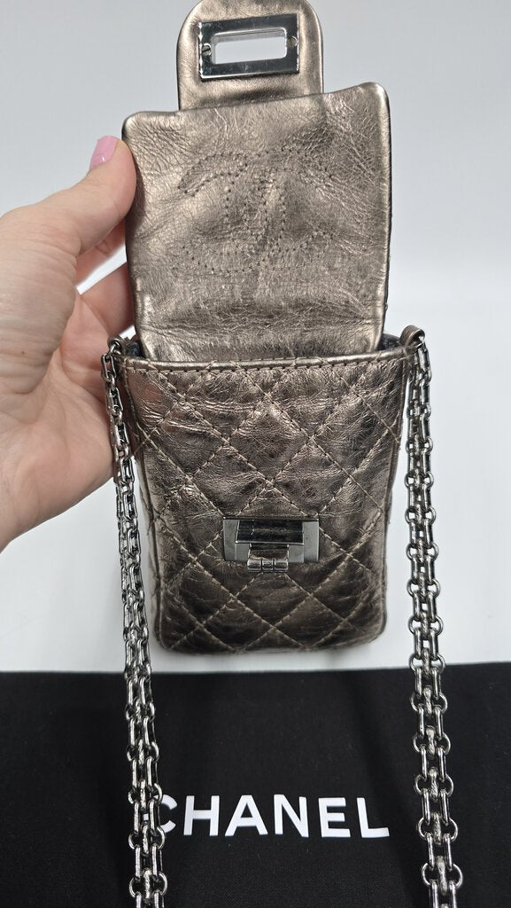 CHANEL REISSUE PHONE HOLDER BAG-METTALIC