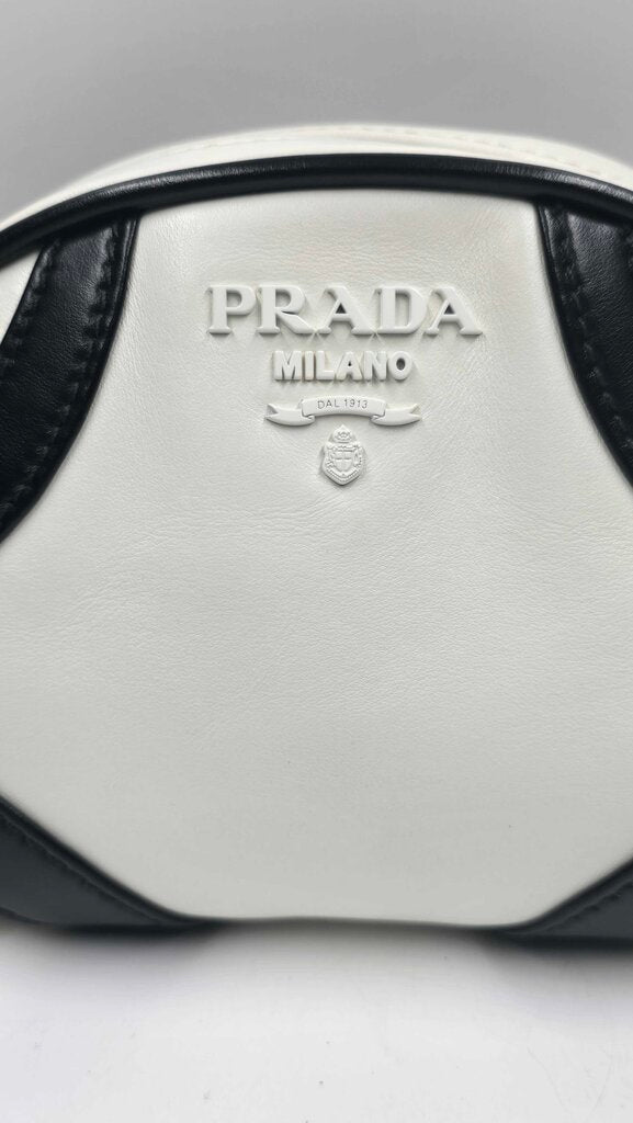 PRADA BOWLING BAG WHI/BLK