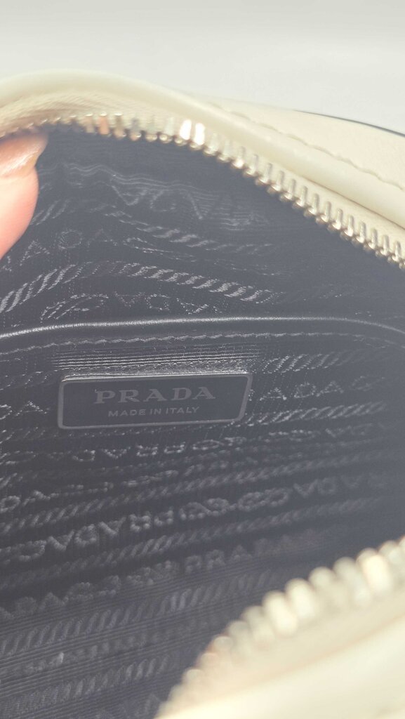 PRADA BOWLING BAG WHI/BLK