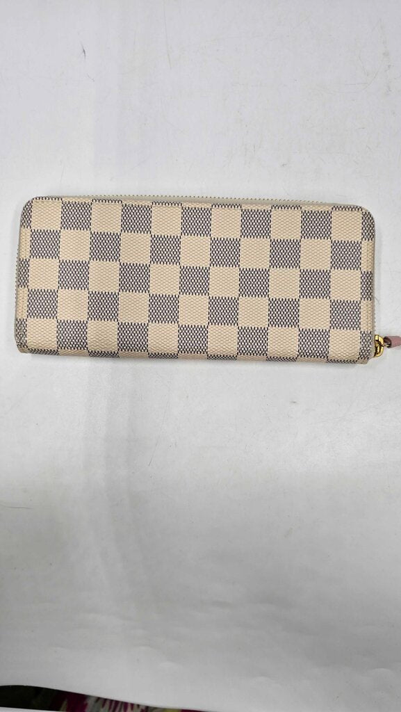 LOUIS VUITTON CLEMENCE WALLET