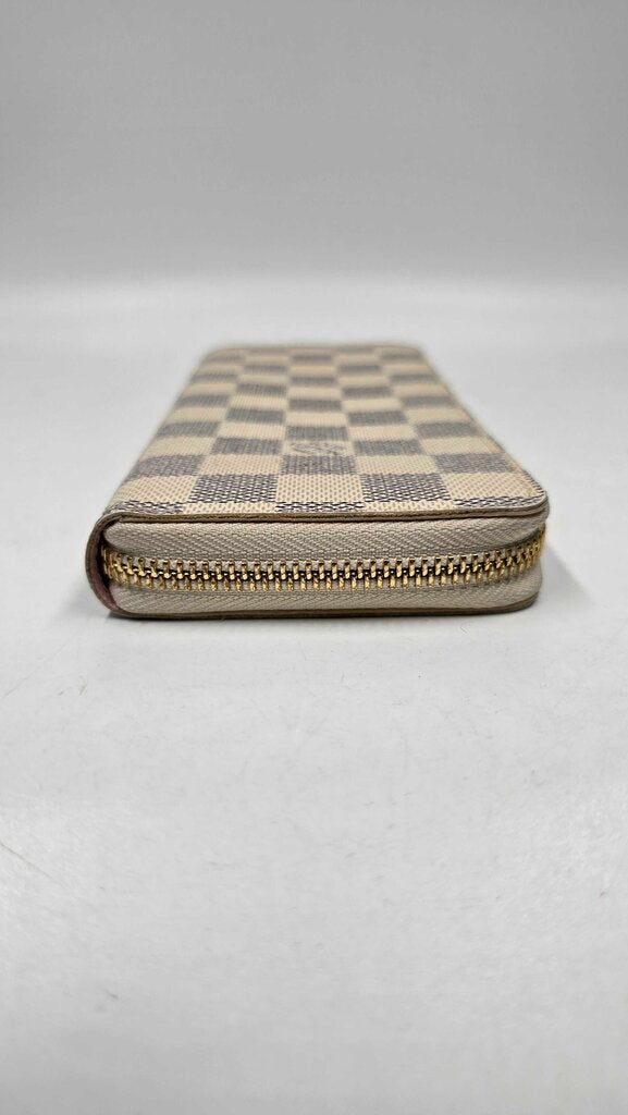LOUIS VUITTON CLEMENCE WALLET