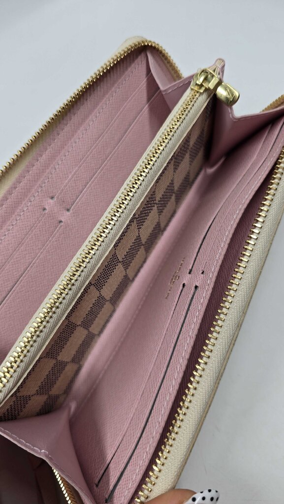 LOUIS VUITTON CLEMENCE WALLET