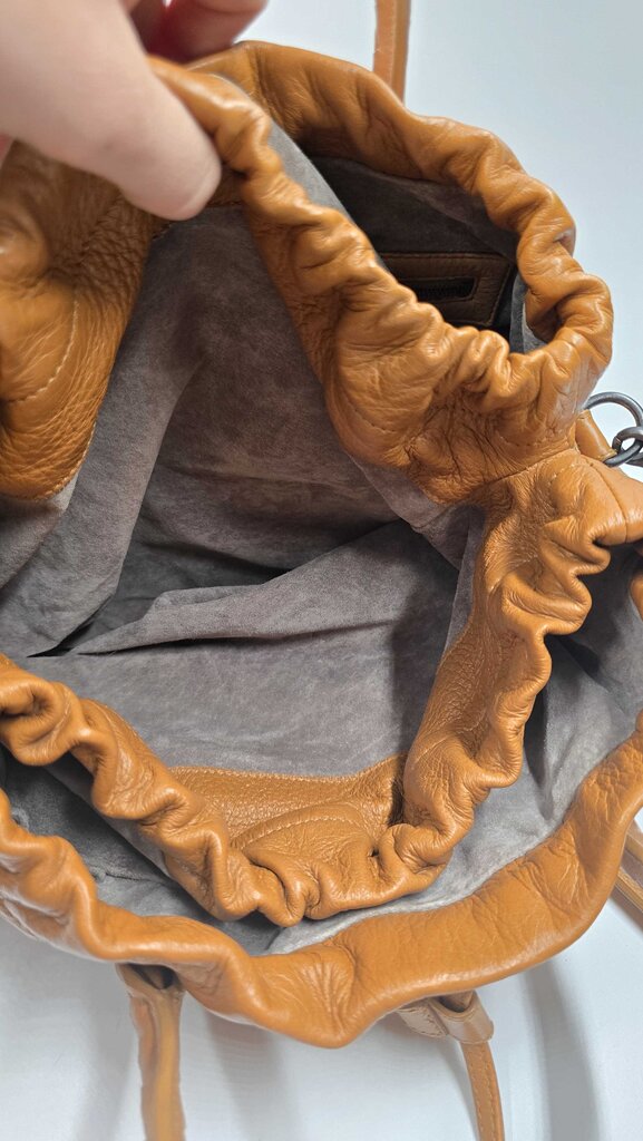 BOTTEGA VENETA INTRECCIATO DRAWSTRING CROSSBODY