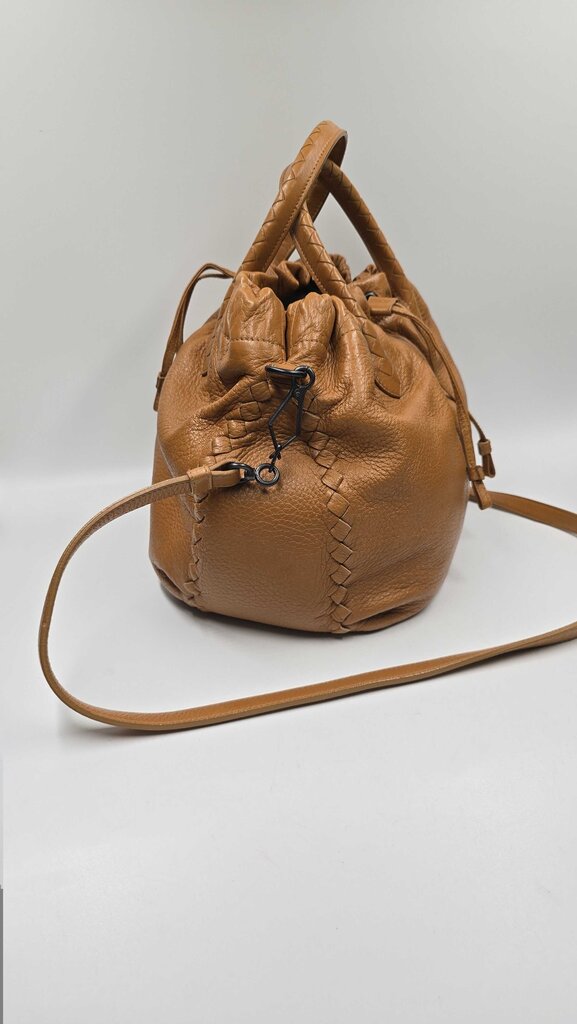 BOTTEGA VENETA INTRECCIATO DRAWSTRING CROSSBODY