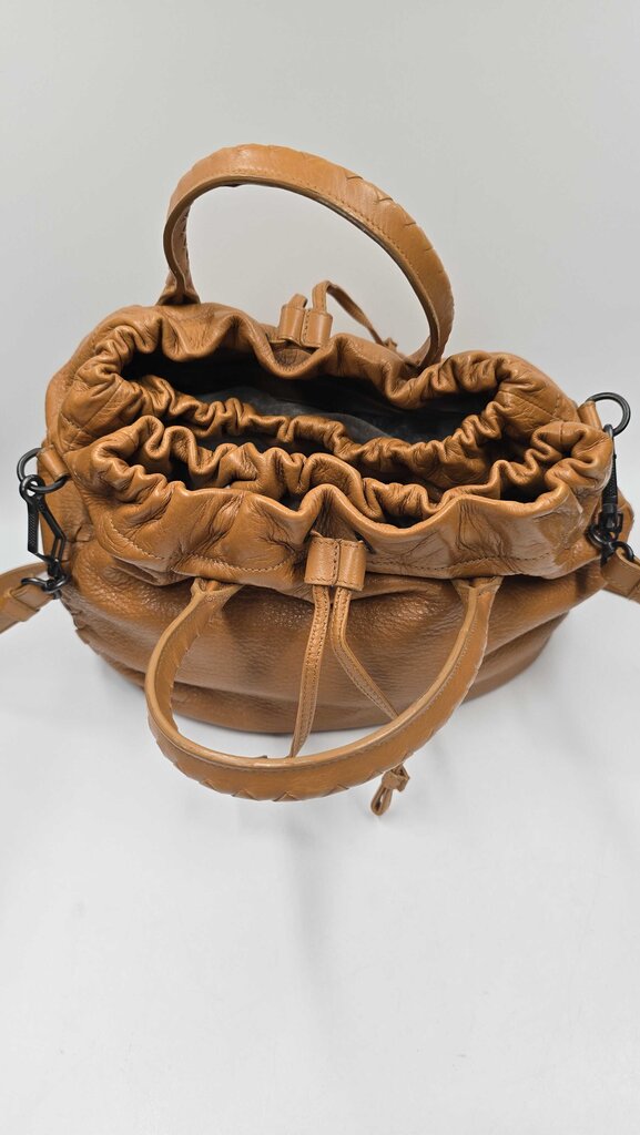 BOTTEGA VENETA INTRECCIATO DRAWSTRING CROSSBODY