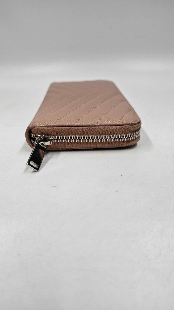 CASSANDRE ZIP AROUND WALLET