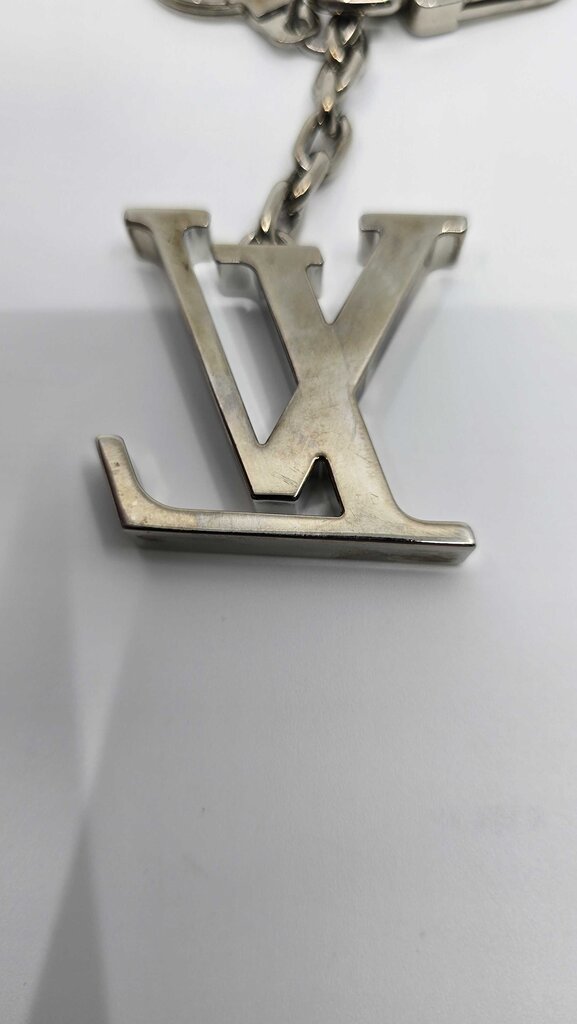 LV INITIALES KEY HOLDER