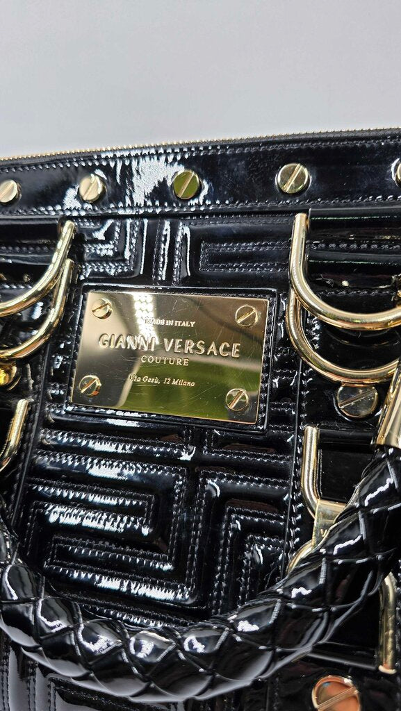 QUILTED PATENT LEATHER TOP HANDLE