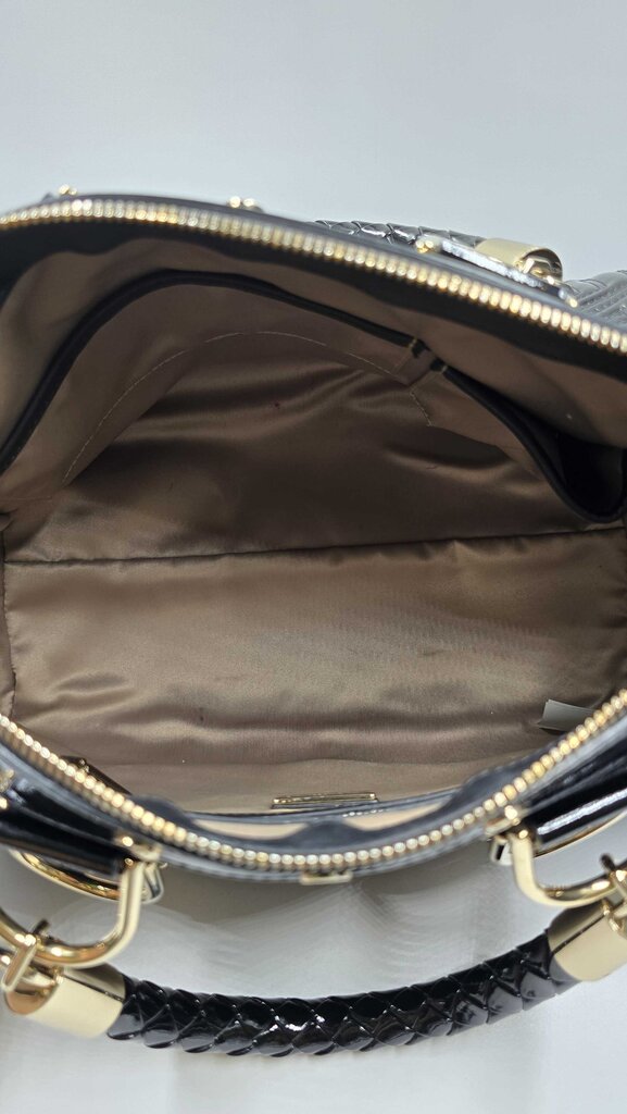 QUILTED PATENT LEATHER TOP HANDLE