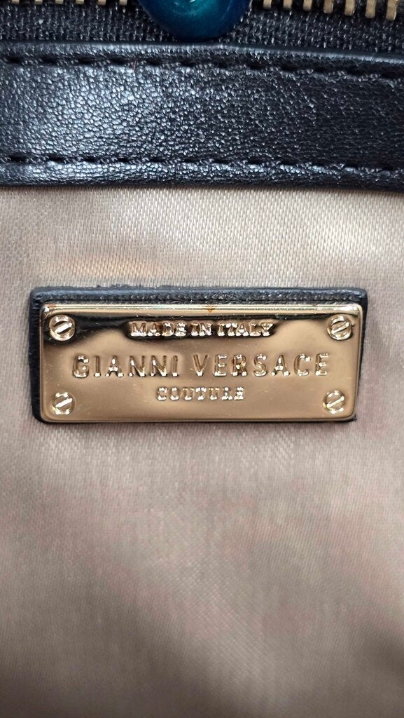 QUILTED PATENT LEATHER TOP HANDLE