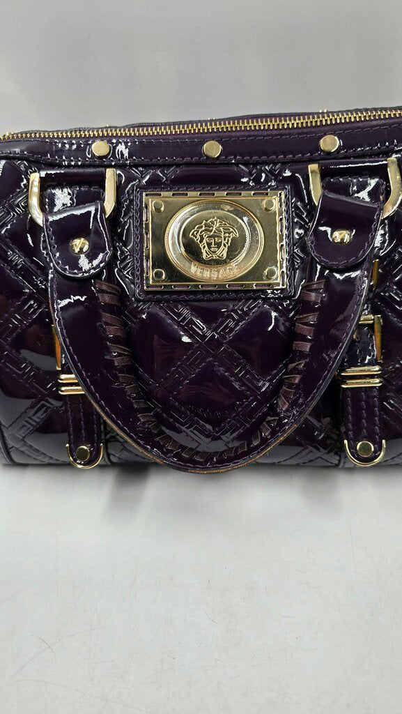 QUILTED PATENT LEATHER TOP HANDLE