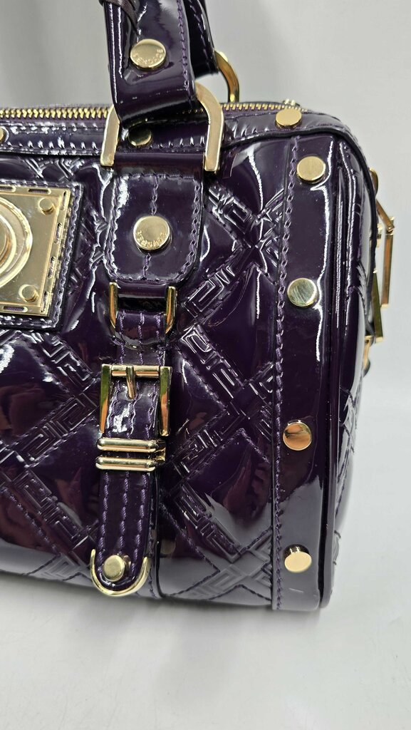 QUILTED PATENT LEATHER TOP HANDLE