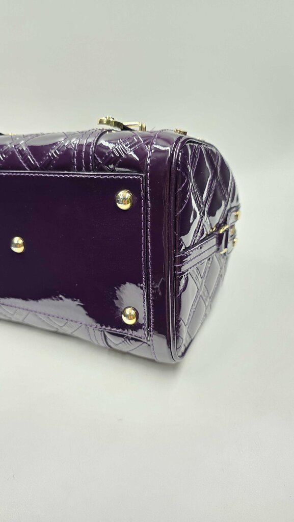 QUILTED PATENT LEATHER TOP HANDLE