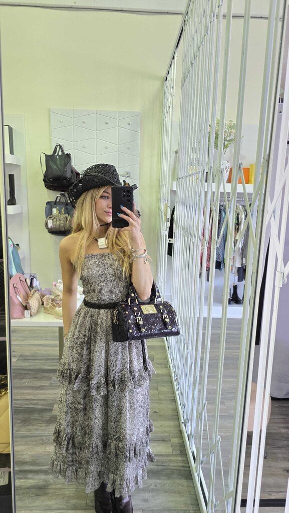 QUILTED PATENT LEATHER TOP HANDLE