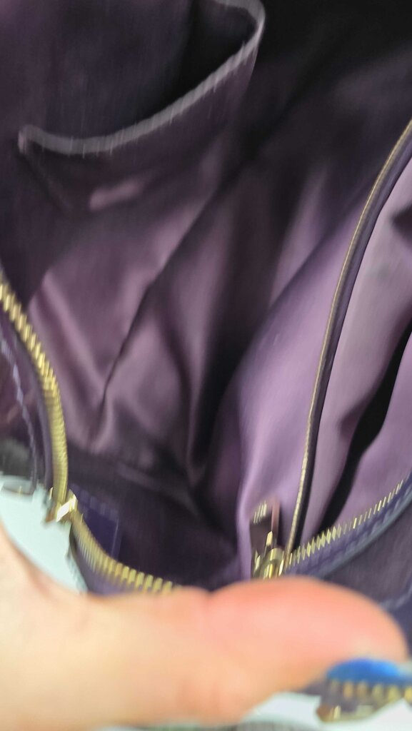 QUILTED PATENT LEATHER TOP HANDLE