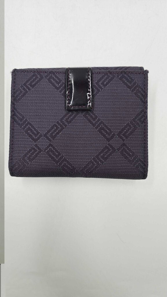 COMPACT GRECA BIFOLD WALLET