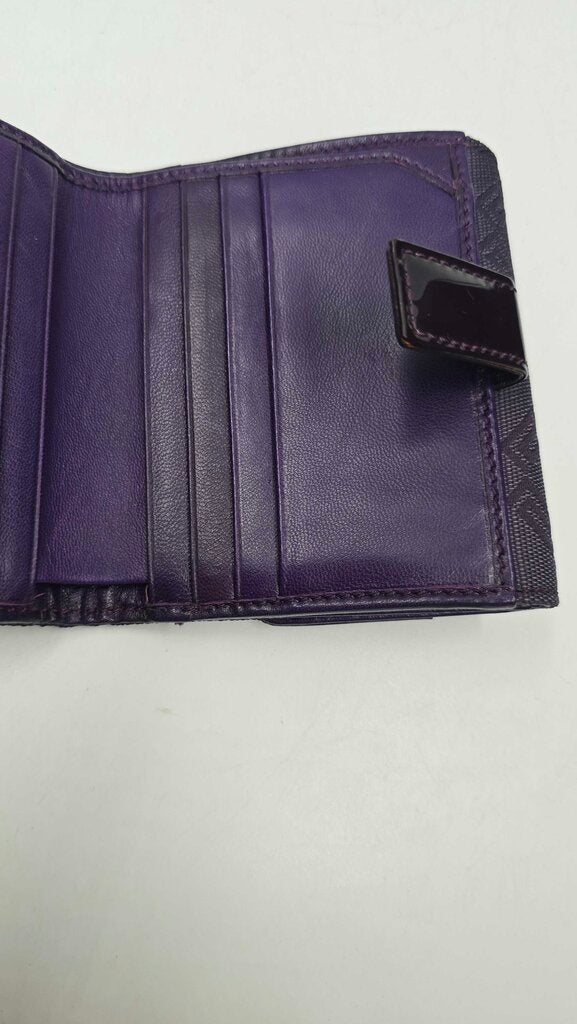 COMPACT GRECA BIFOLD WALLET