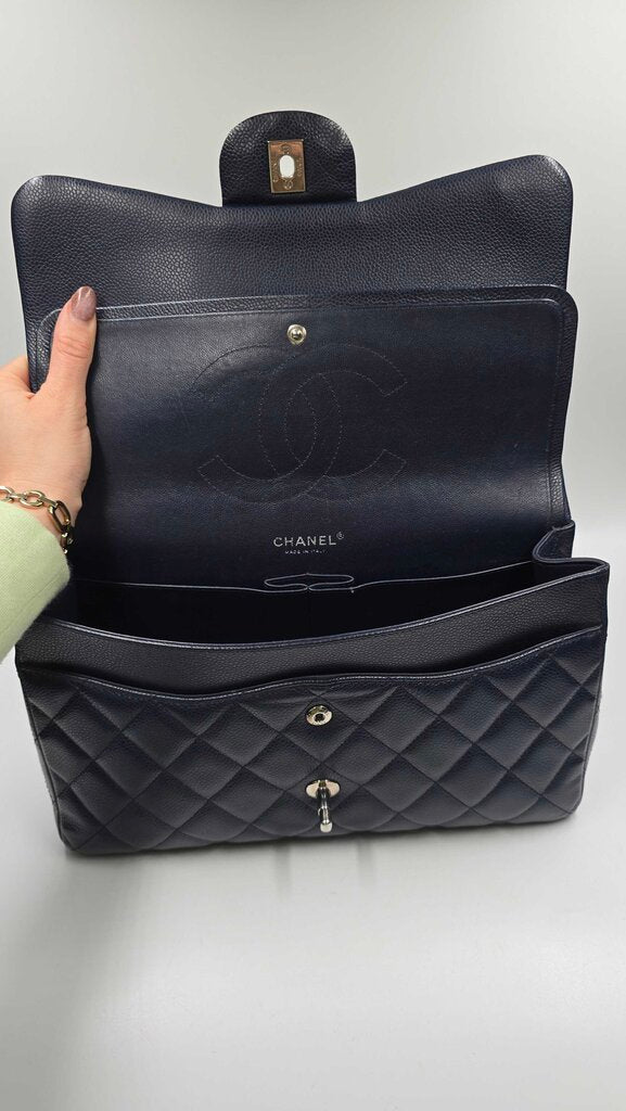 Chanel Classic Jumbo