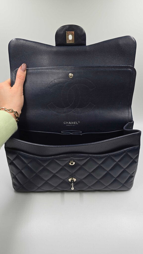 Chanel Classic Jumbo