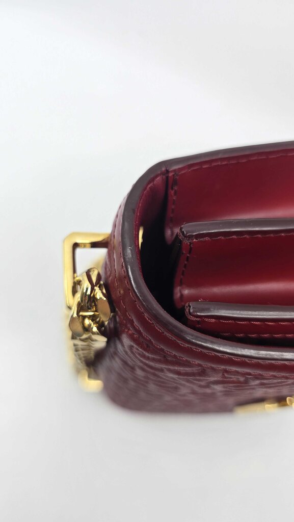 BURBERRY TB FLAP CHAIN BAG MONOGRAM EMBOSSED