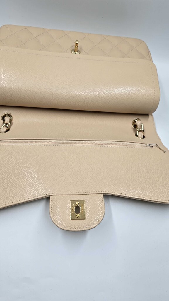 Chanel Doubleflap Classic Jumbo Cavier