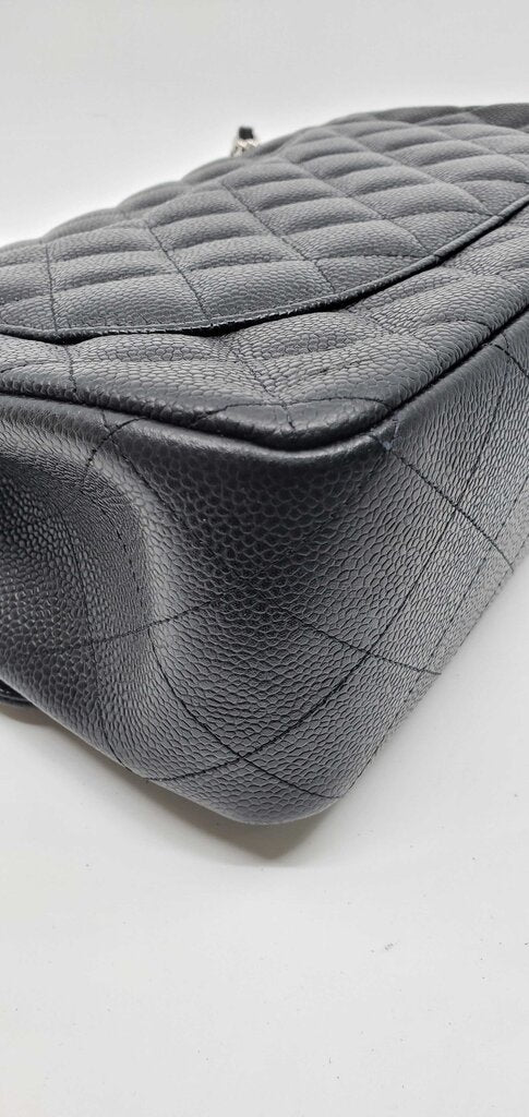 Chanel Doubleflap Classic Jumbo Cavier