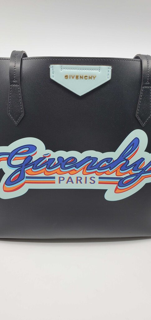 GIVENCHY CALFSKIN LOGO PRINT WING SHOPPING