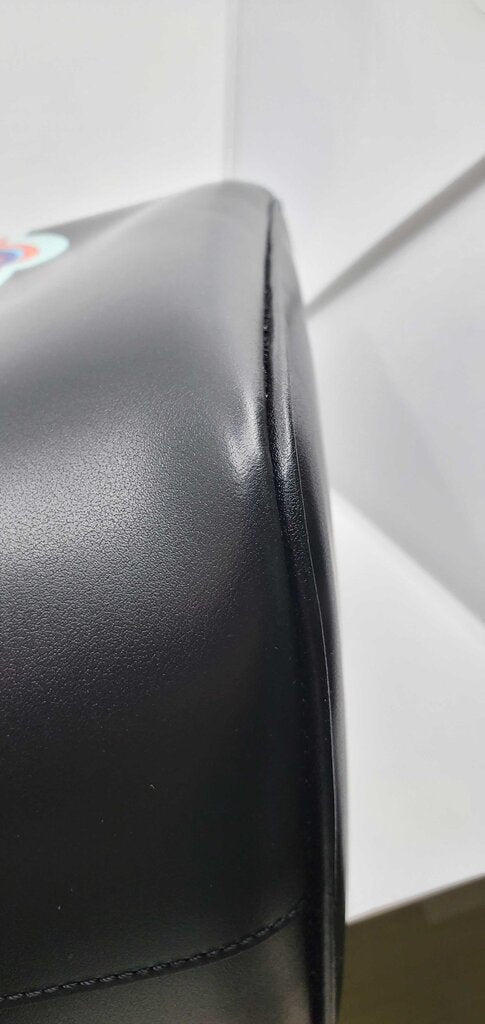 GIVENCHY CALFSKIN LOGO PRINT WING SHOPPING