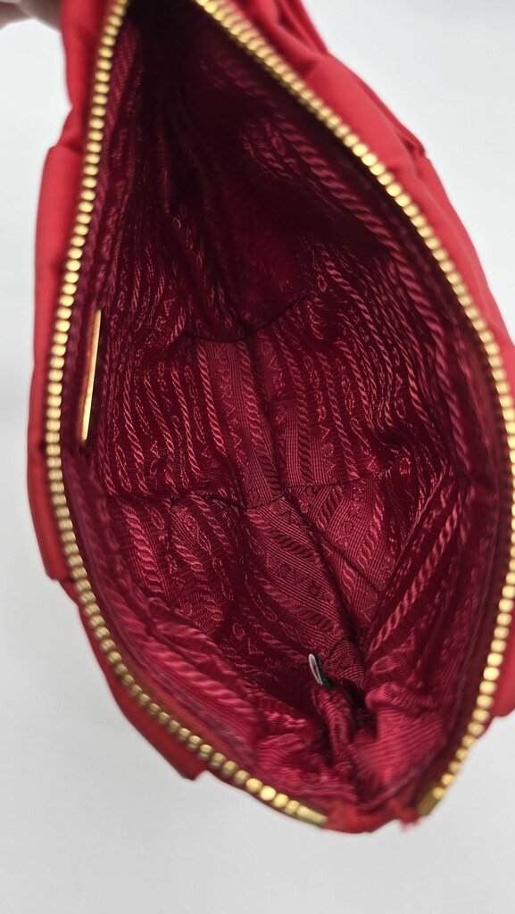 Prad Tessuto Flocco Wristlet