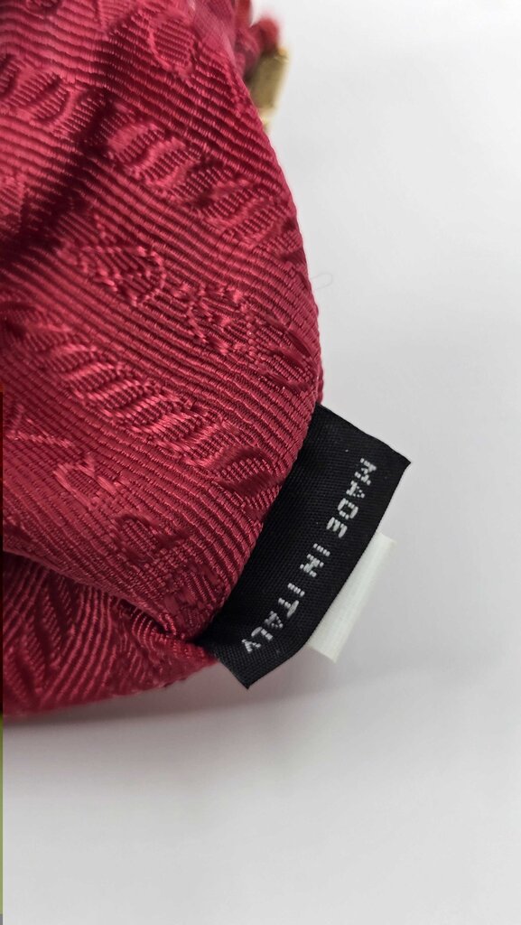 Prad Tessuto Flocco Wristlet