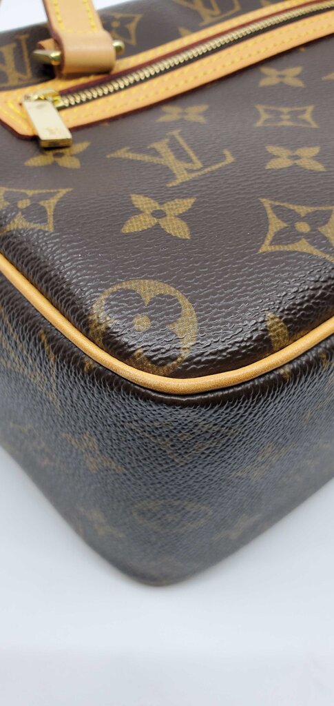 Louis Vuitton Cite MM Shoulder Bag