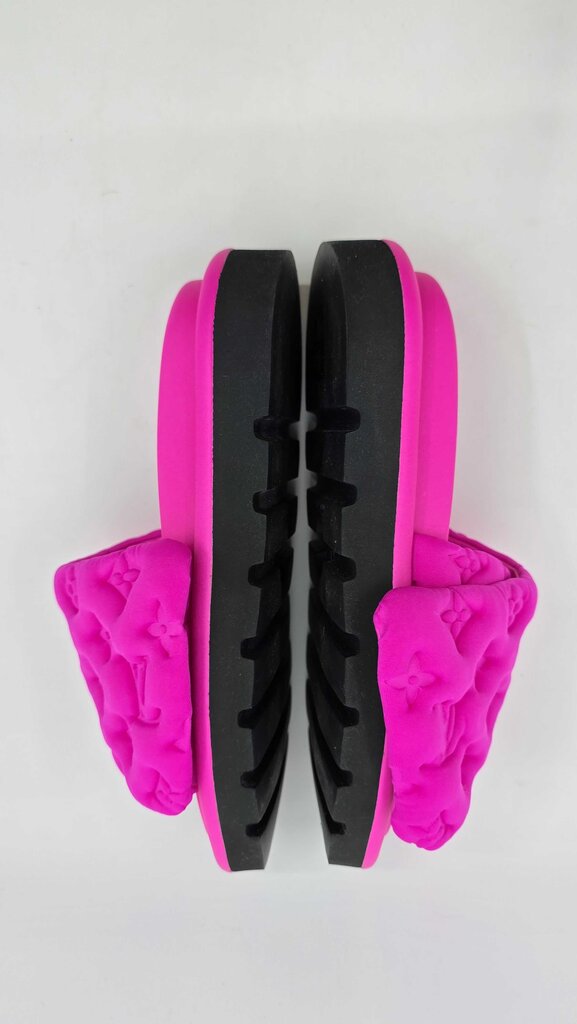 Louis Vuitton Pool Pillow Flat Comfort Mule