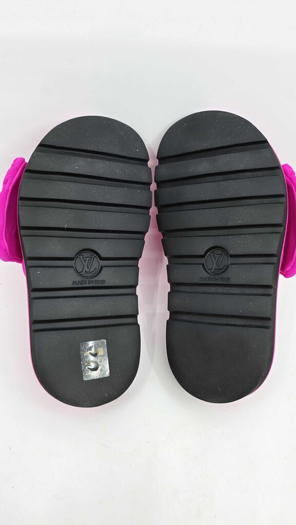 Louis Vuitton Pool Pillow Flat Comfort Mule