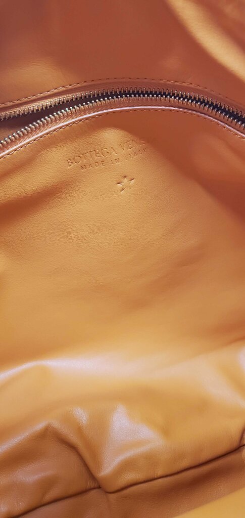 Bottega Intrecciato Jodie Classic