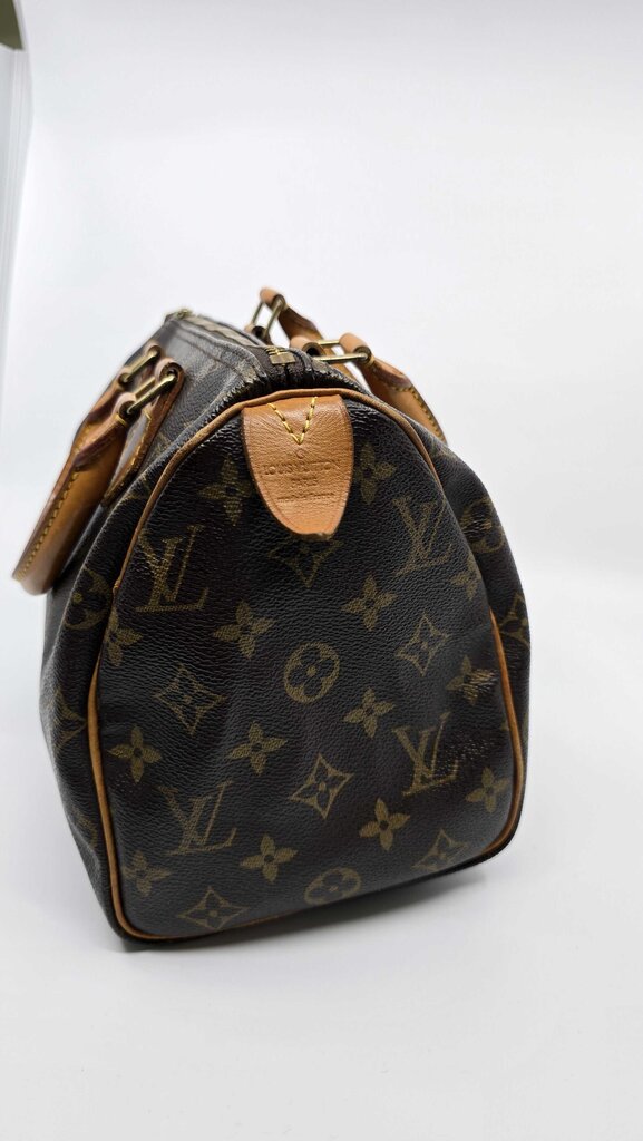 Louis Vuitton 1993 Vintage Speedy 25 Monogram