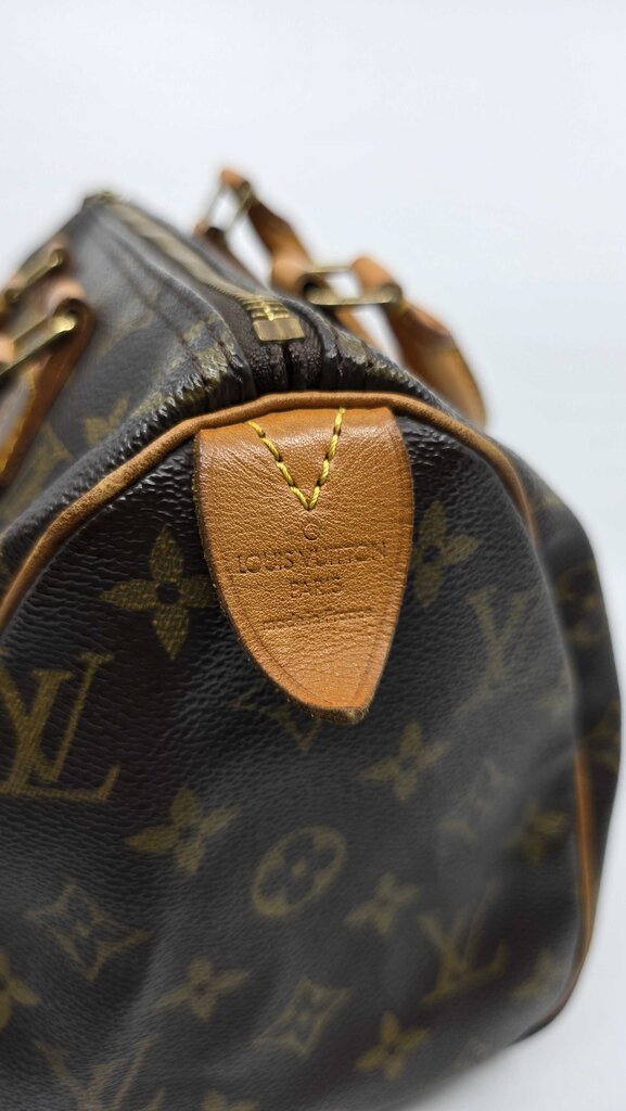 Louis Vuitton 1993 Vintage Speedy 25 Monogram