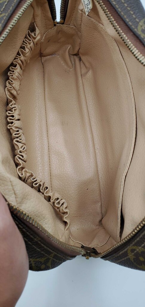 Louis Vuitton Trousse Toilette 23 Vintage Monogram