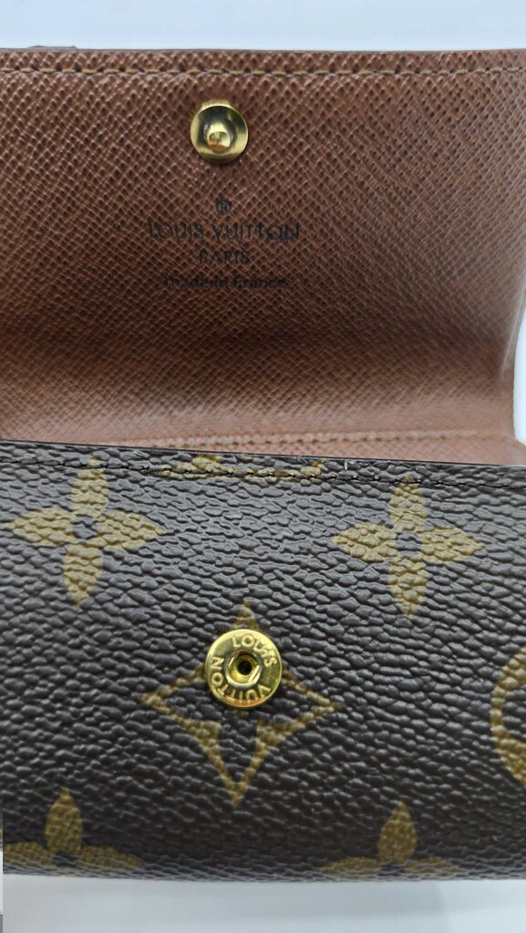 LOUIS VUITTON 6 KEY HOLDER WALLET