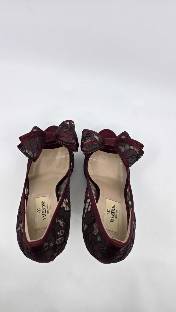 Valentino Lace Bow Peep Toe Platform