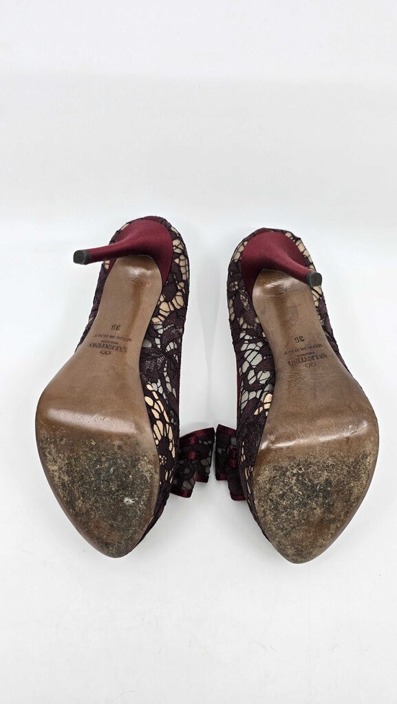 Valentino Lace Bow Peep Toe Platform
