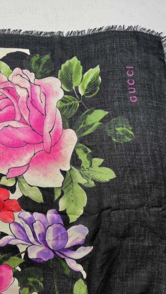 Gucci Rising Flower Silk Scarf