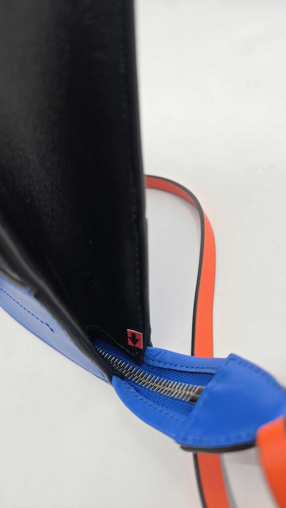 Louis Vuitton City Steamer Clutch