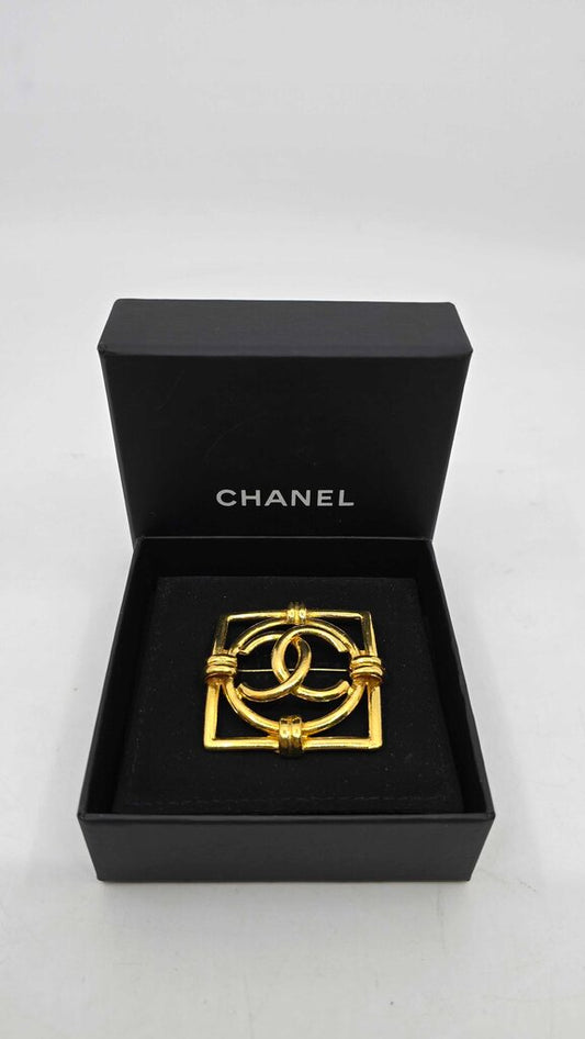 Chanel Vintage Pin