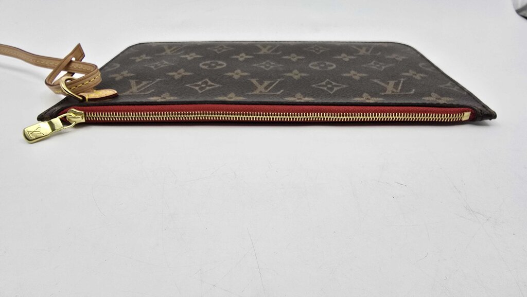 Louis Vuitton Neverfull Pochette MM Monogram