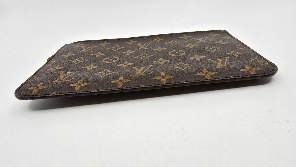 Louis Vuitton Neverfull Pochette MM Monogram