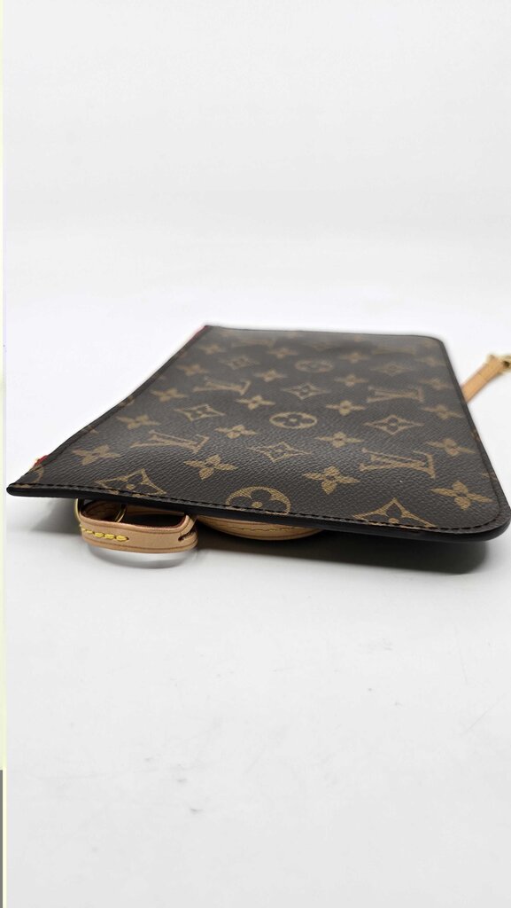 Louis Vuitton Neverfull Pochette MM Monogram